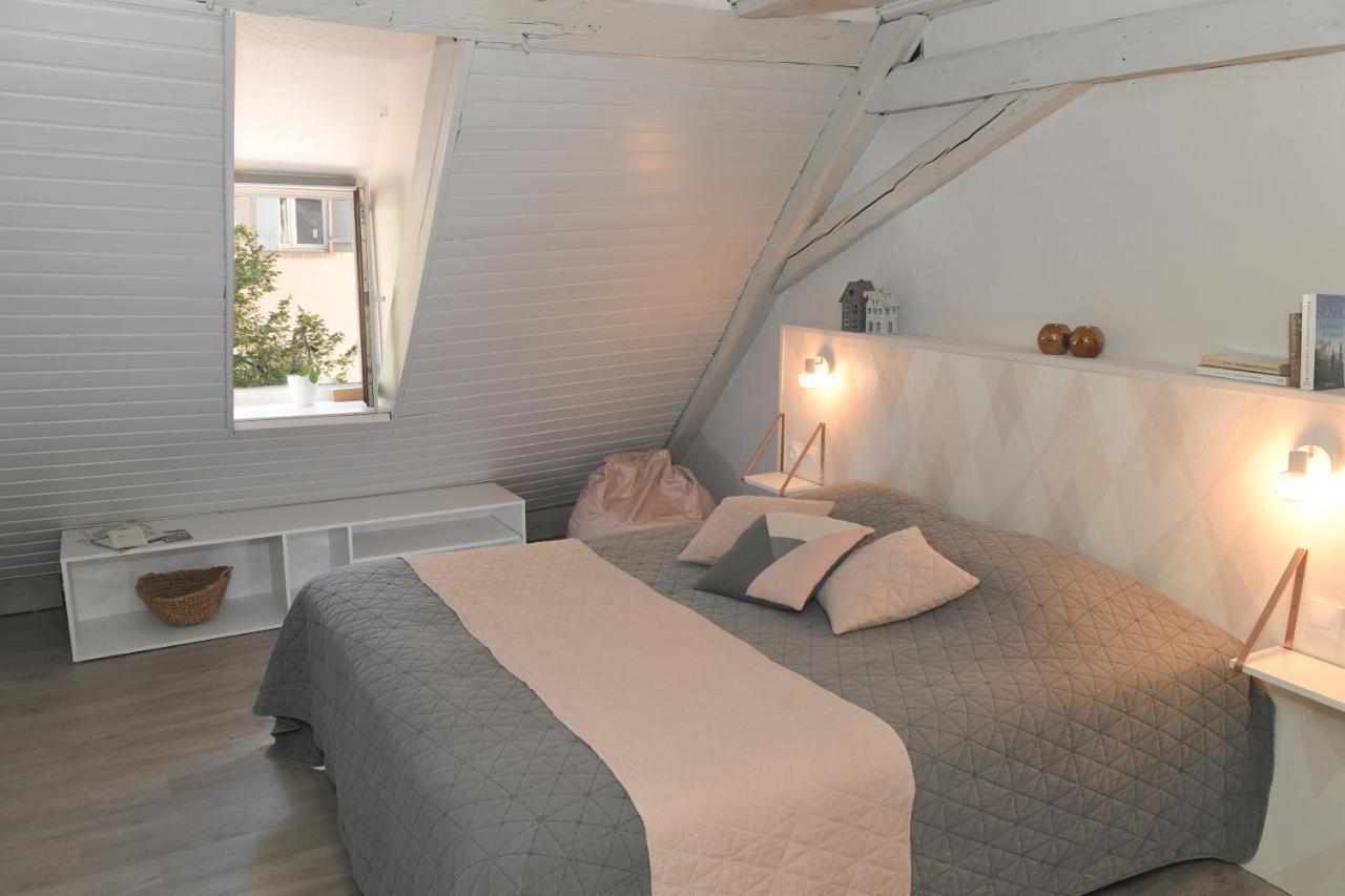D'hotes Chez Caroline Bed & Breakfast *